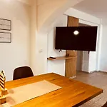 Boliches, Pax6, Wifi And Pool Apartment *