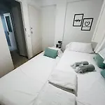 Boliches, Pax6, Wifi And Pool
