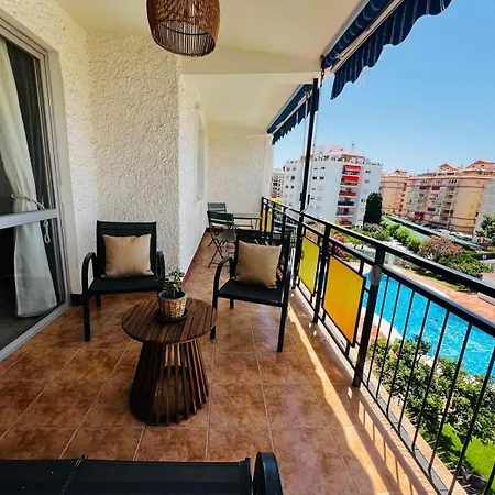 Boliches, Pax6, Wifi And Pool Apartment