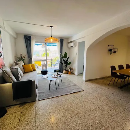 Boliches, Pax6, Wifi And Pool Apartment *